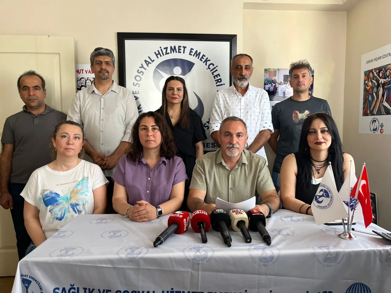 Sağlık Emekçileri Ayakta: “Sefalete Teslim Olmayacağız!”
