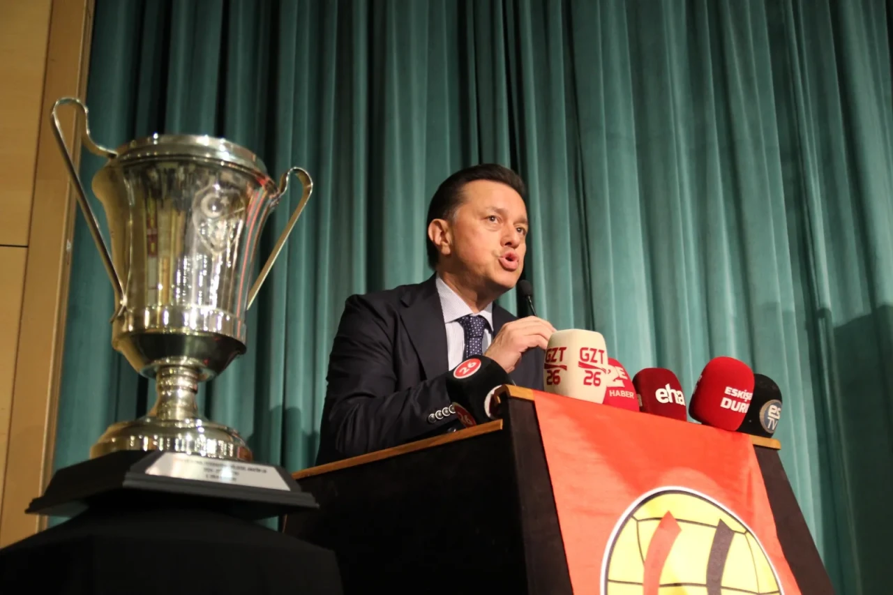 Nebi Hatipoğlu: “Eskişehirspor’un kurtuluşu şirketleşmeden geçiyor”