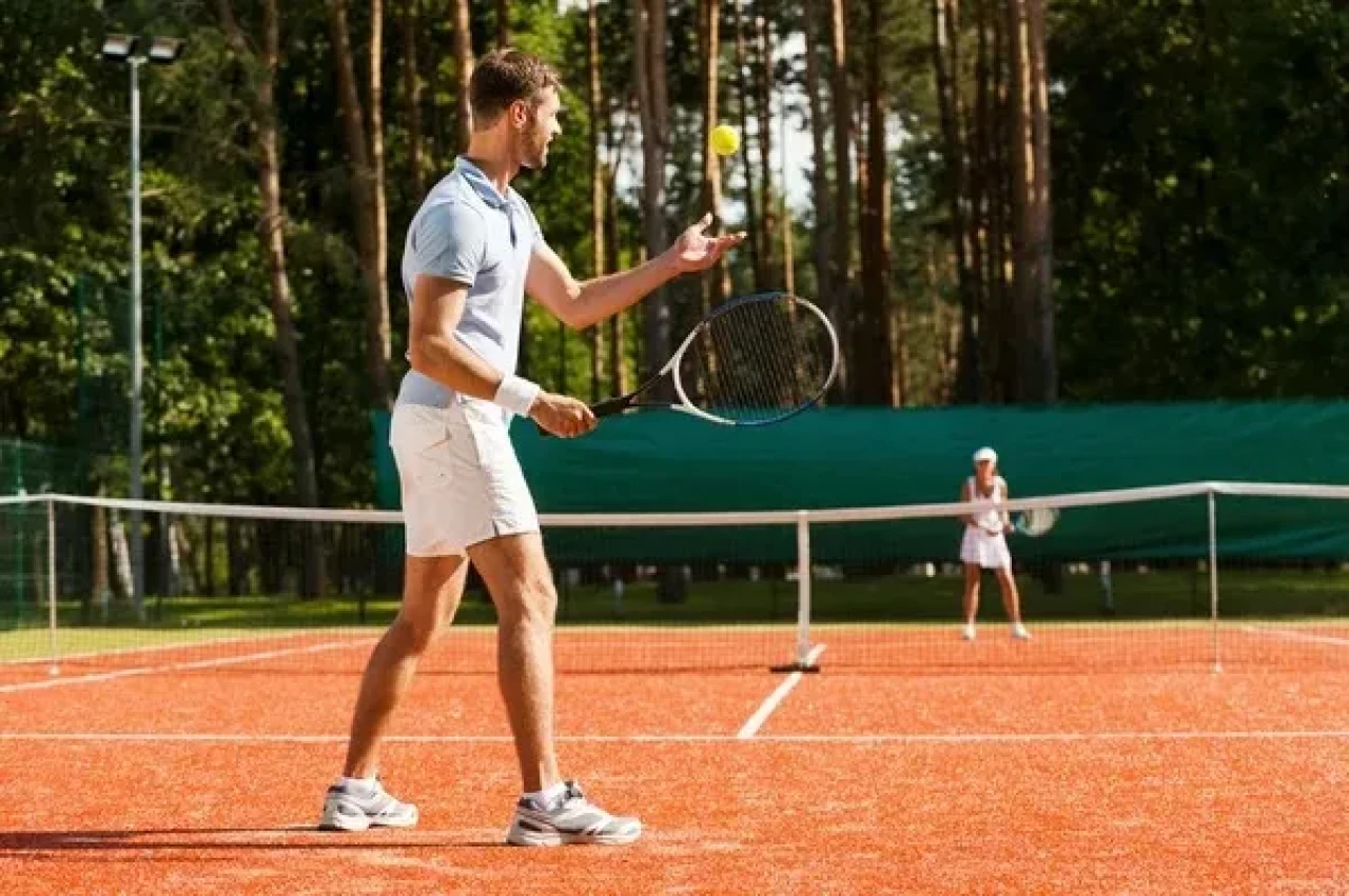 Sağlık Çalışanları Kortlarda Buluşuyor: Ücretsiz Tenis Turnuvası Başlıyor