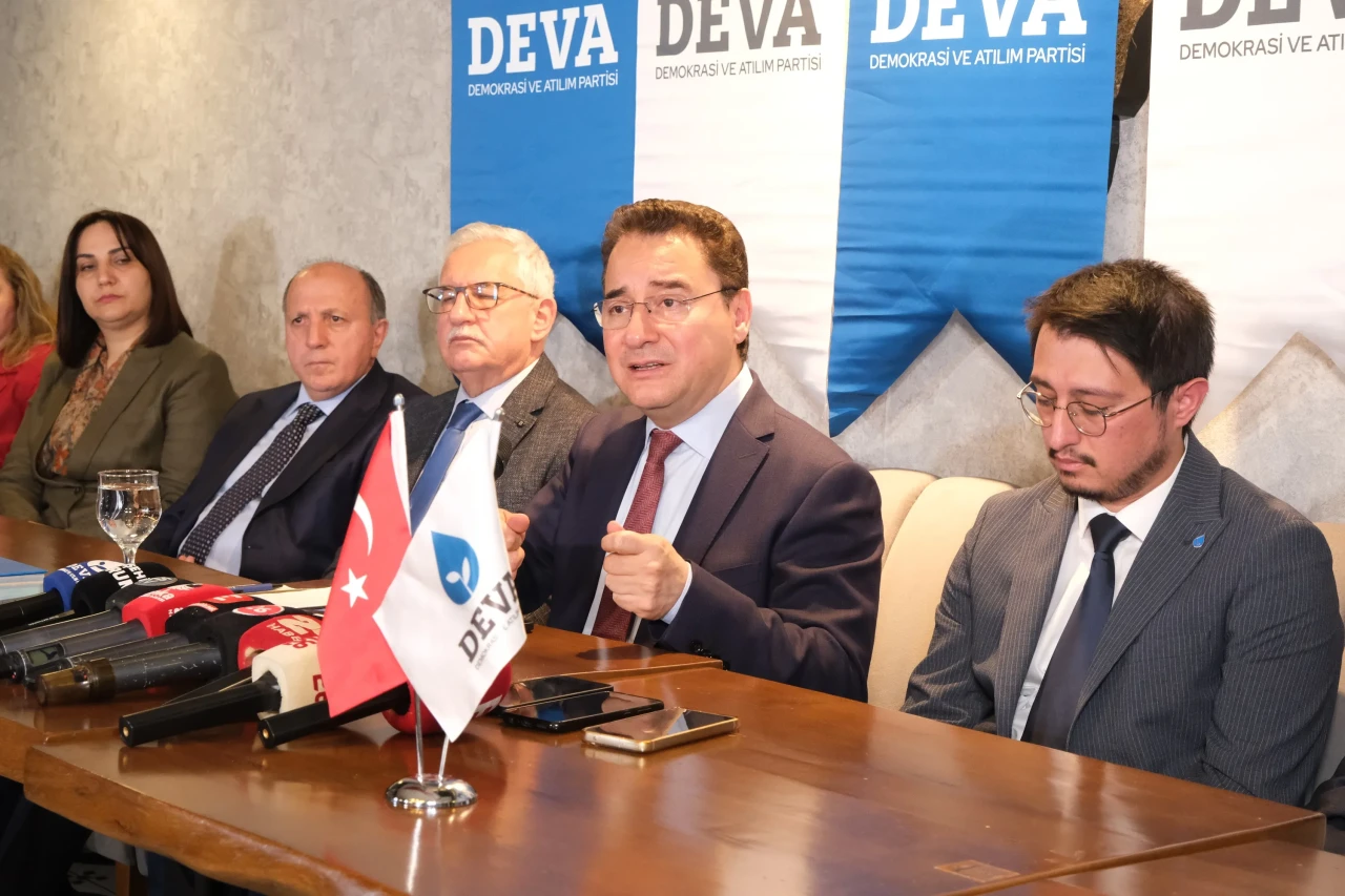 Ali Babacan’dan İmamoğlu Yorumu