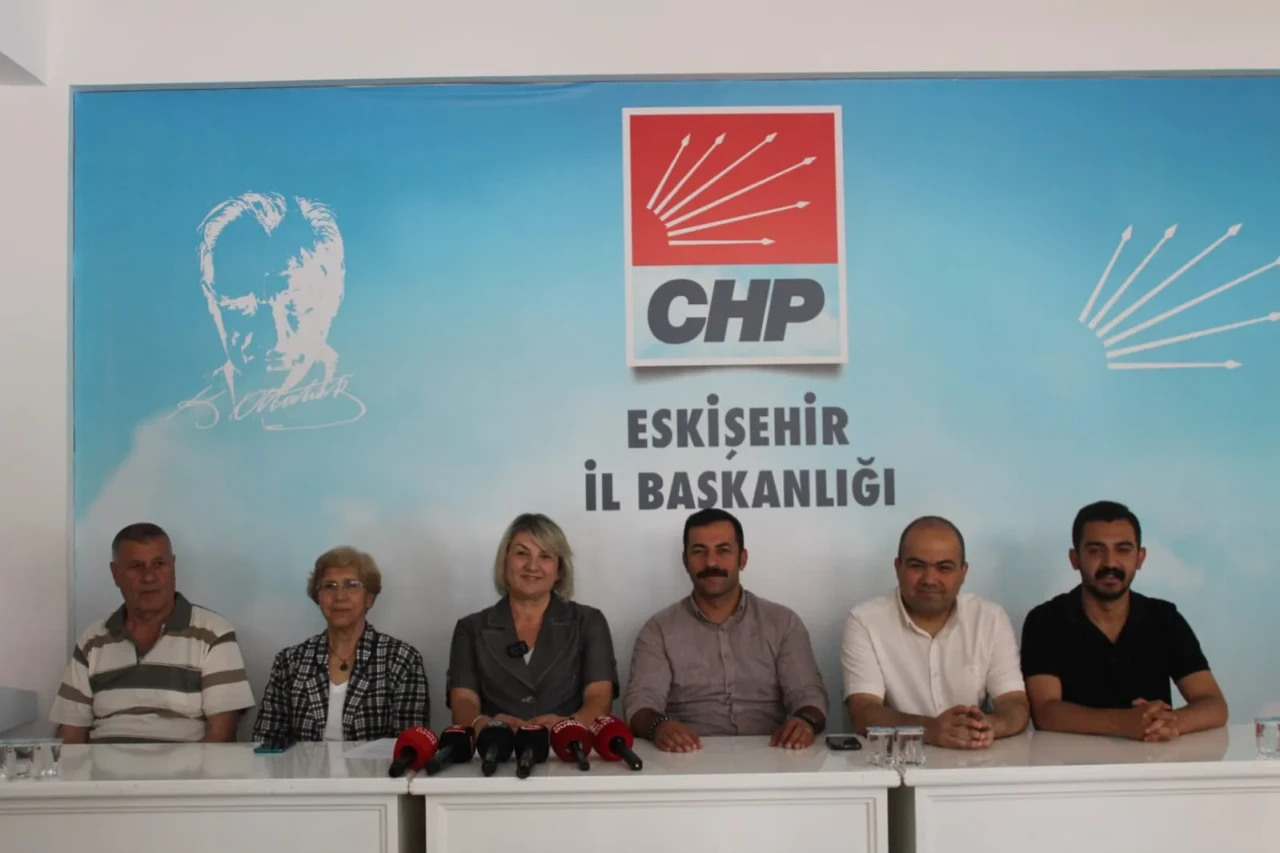 Çocuklarımız Karnesini Aldı, Bakanlık Sınıfta Kaldı