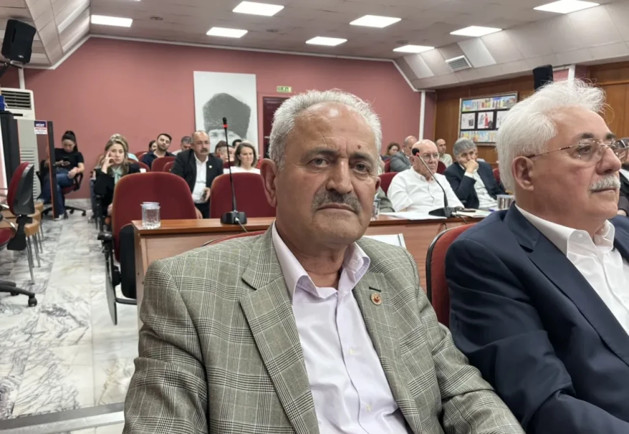 AK Parti’li Ünlü’den 27 Mayıs Darbesine Sert Tepki: “Darbe İnsanlık Suçudur”