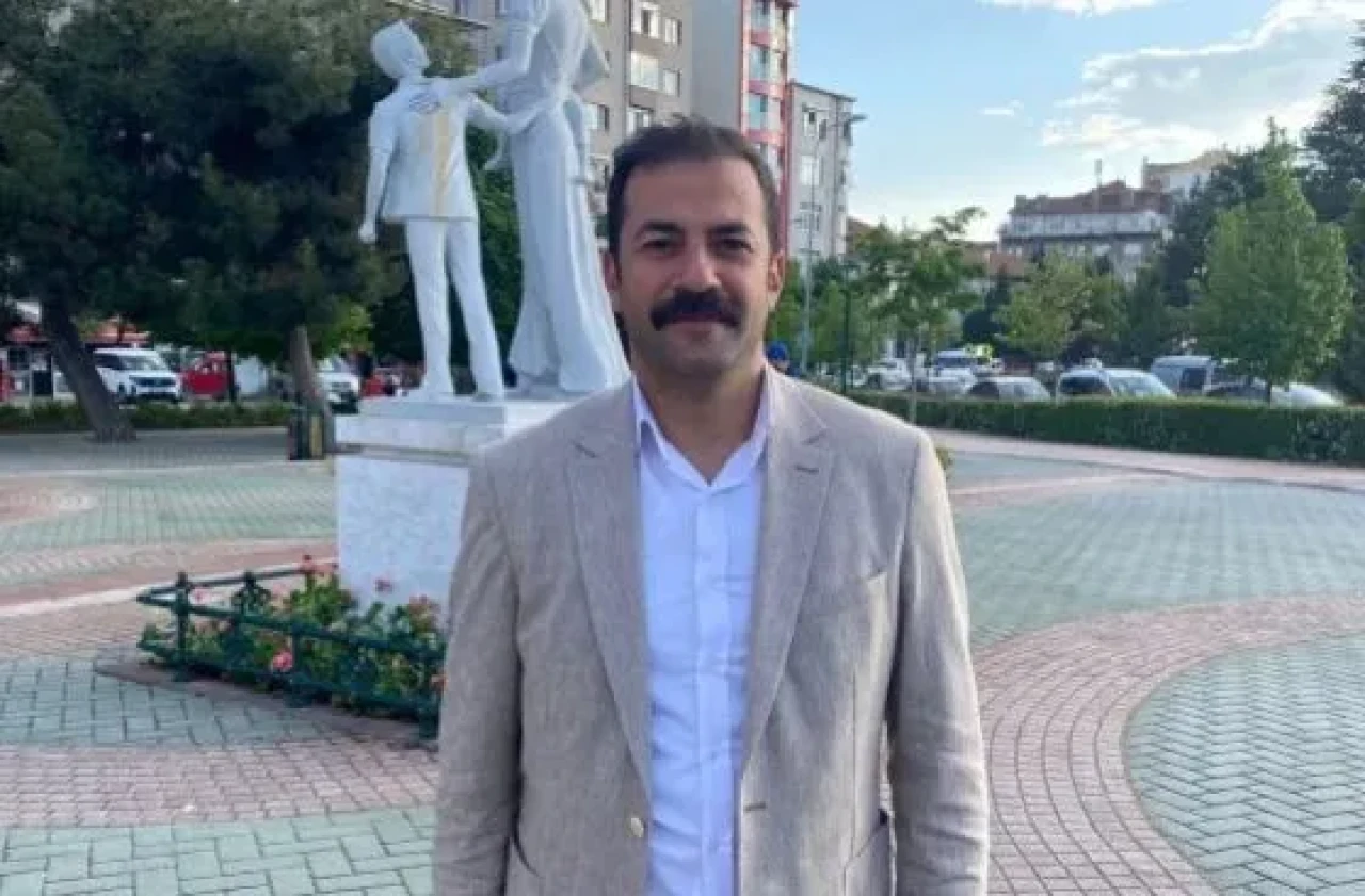 CHP’li Talat Yalaz’dan Sert Tepki: “İktidar Eskişehir’i Oy Tercihinden Dolayı Cezalandırıyor, Korkunç Bütçelerden Bu Şehre Pay Yok”