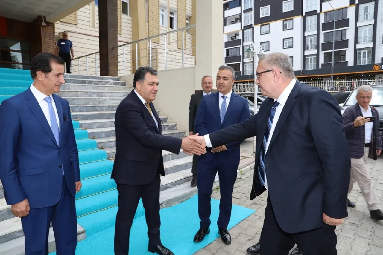 Başkan Demir, Gürcistan Heyeti ile Valilik Programında Buluştu