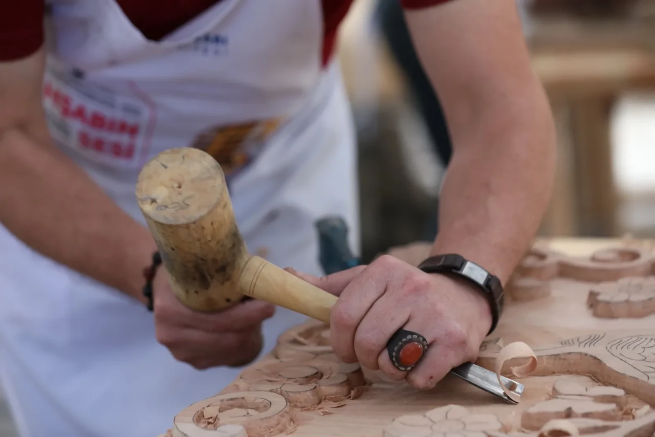 Ahşap Yontulacak, Sanat Yükselecek: Eskişehir’de Heykel Festivali Başlıyor