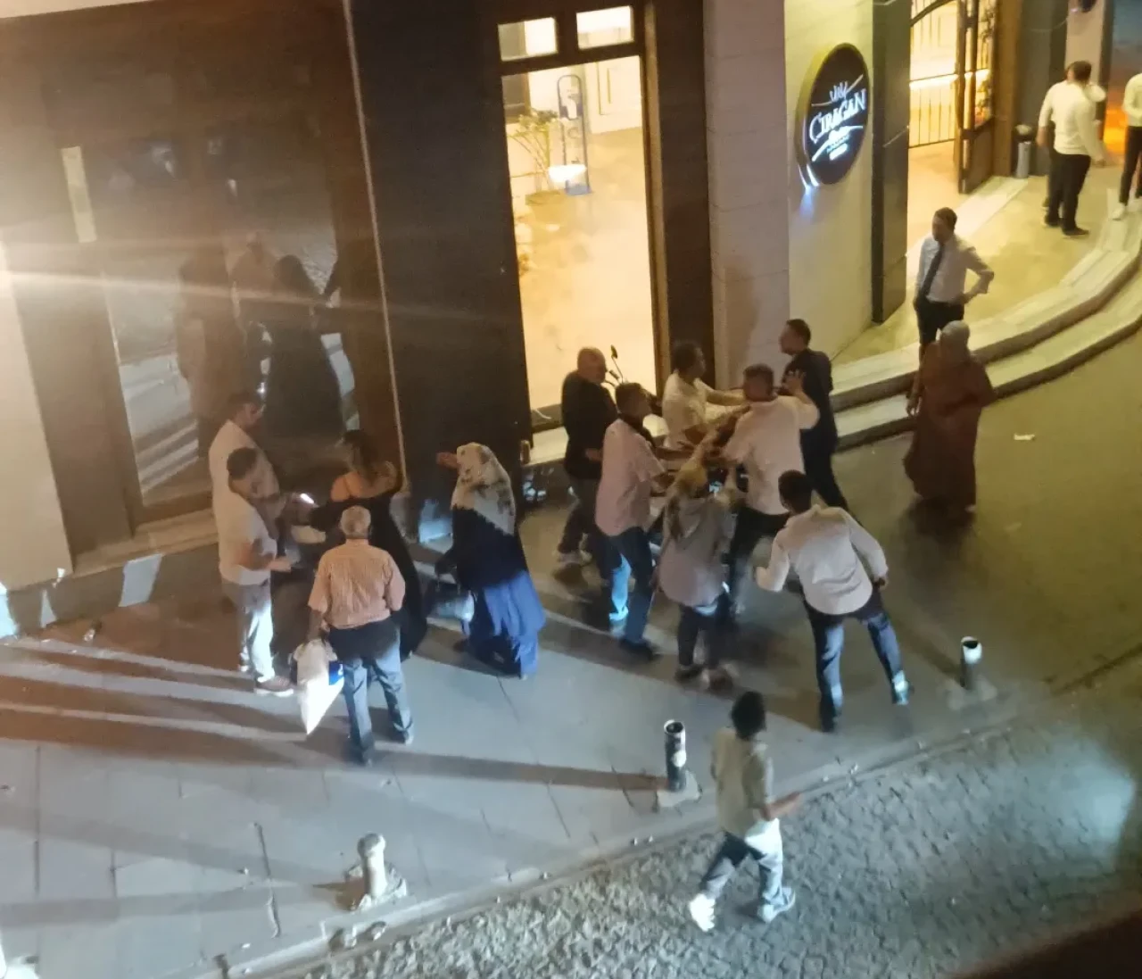Eskişehir'de düğün konvoyunda tartışma