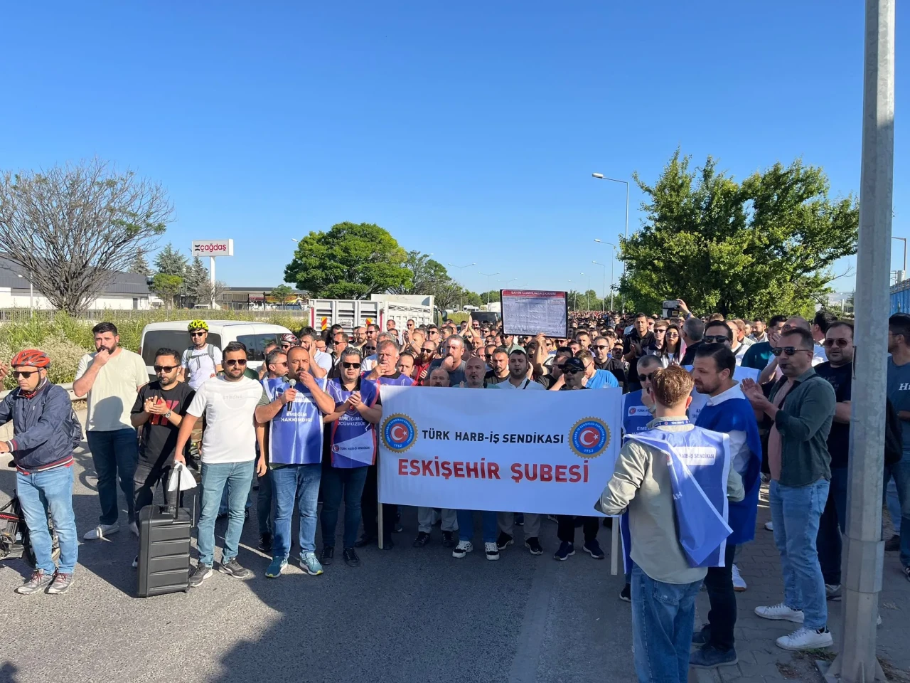Masa Sustuysa, Alan Konuşur!” – HARB-İŞ’ten Hükümete Sert Çıkış