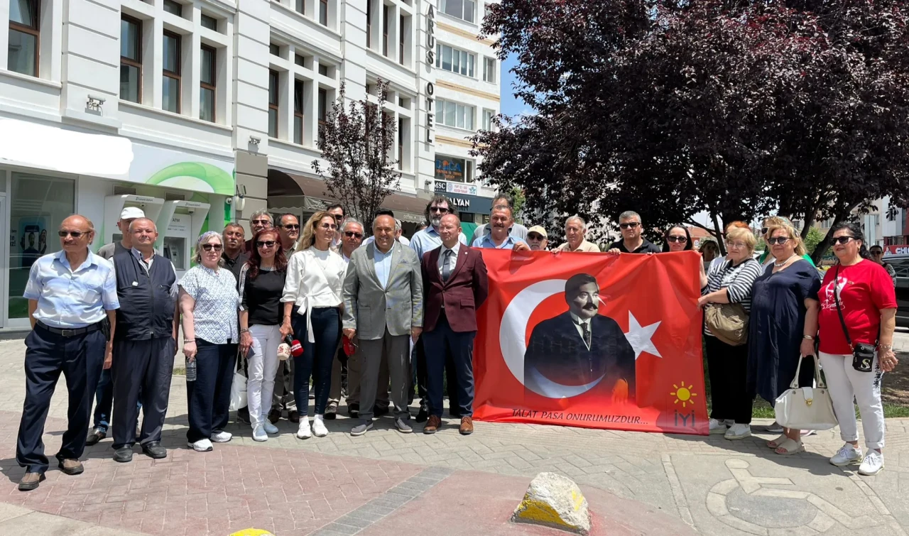 İYİ Parti'den Talat Paşa Sokak’ta Sert Tepki: “Milli Şehidimize Katil Diyenler Korundu, İtiraz Eden Kınandı”