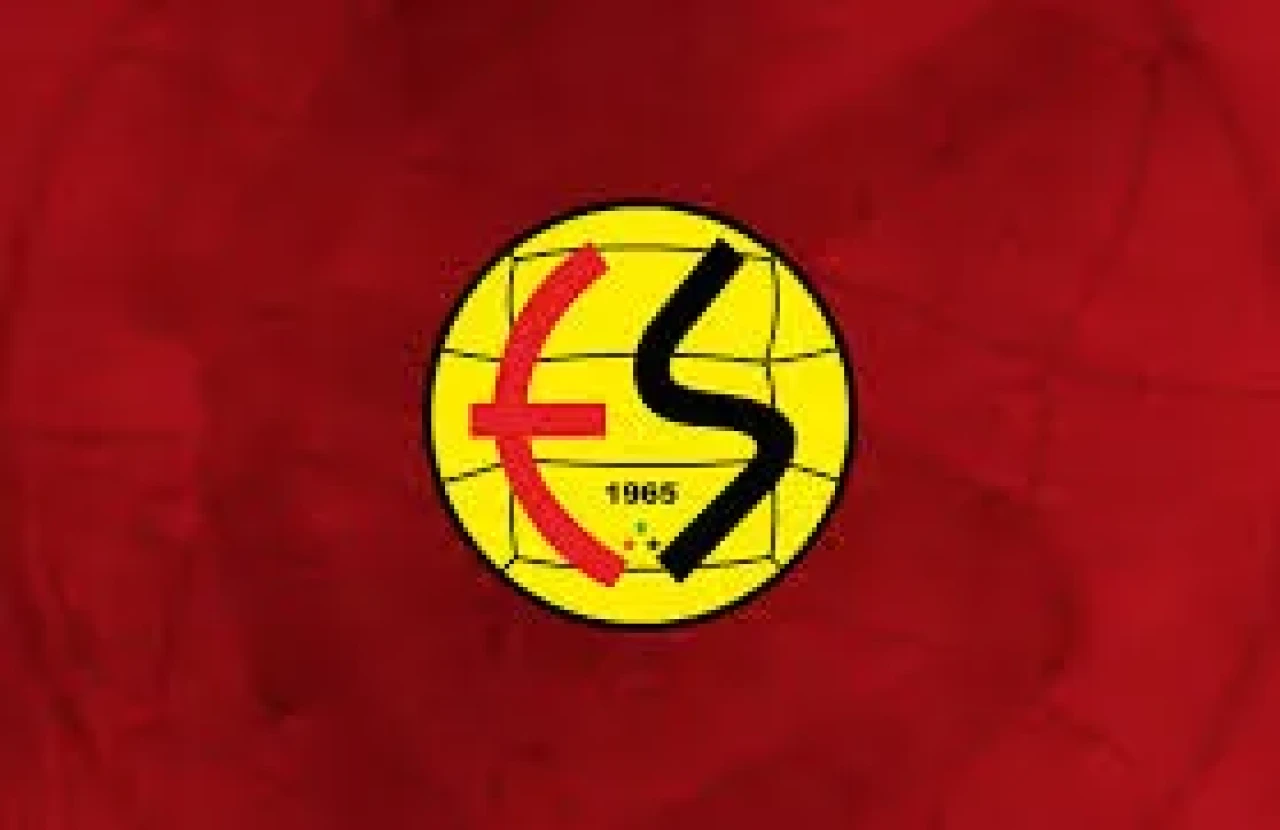 Eskişehirspor Yönetimi 2025-2026 Sezonu İçin Görev Dağılımını Yaptı