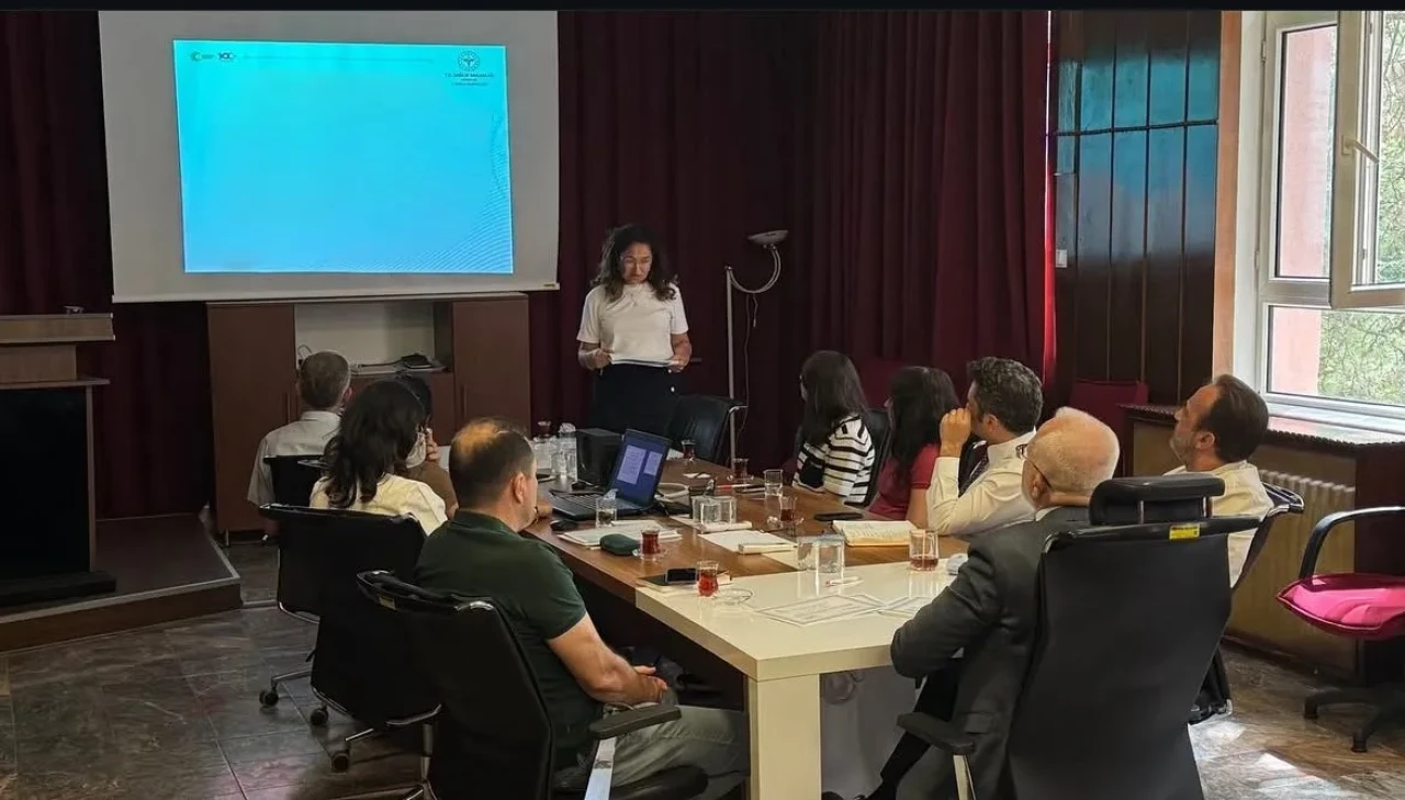Yaşar Bildirici Başkanlığında Sağlıkta Çözüm Odaklı Toplantı