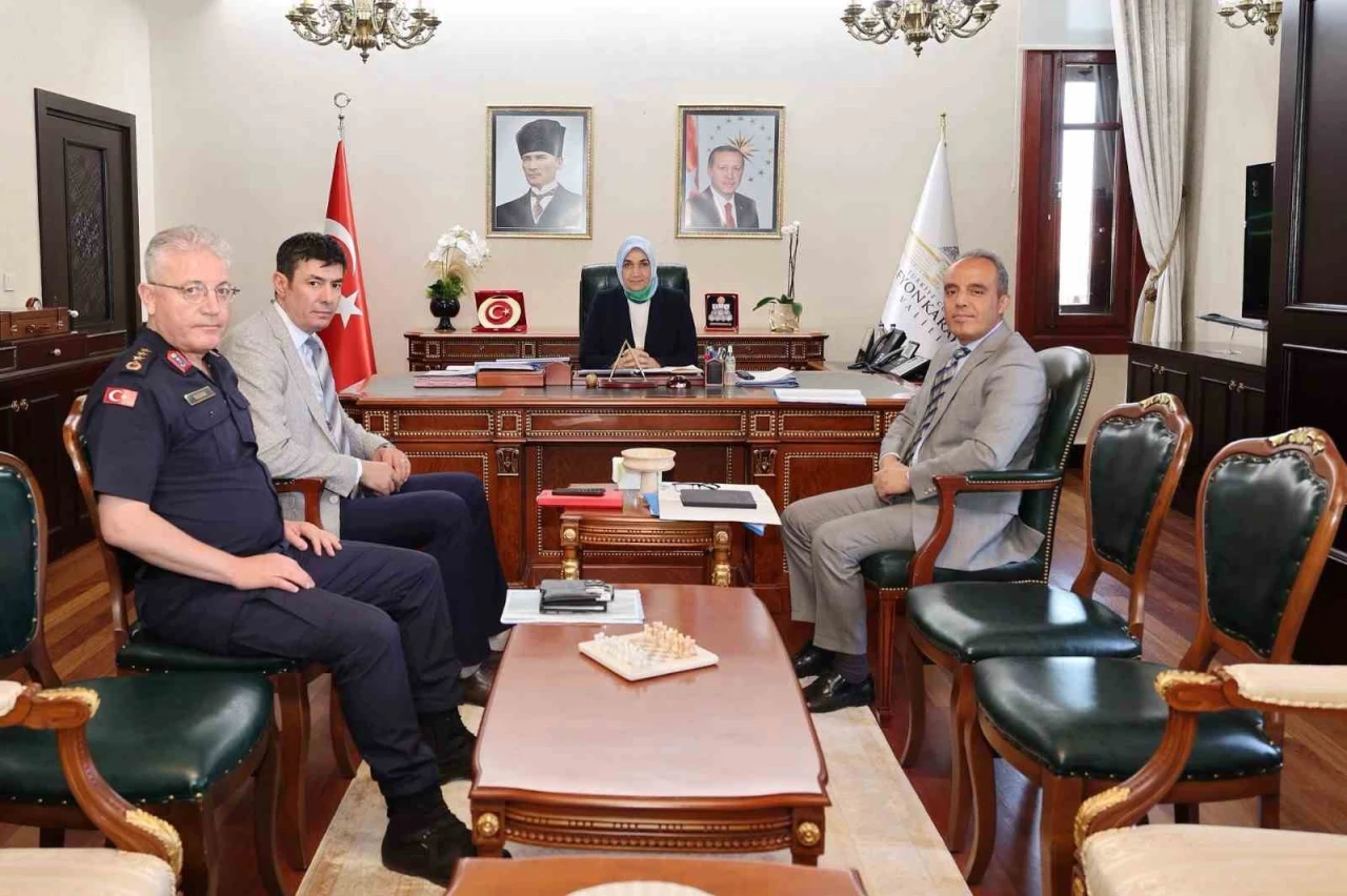 Yaz Nüfusu Artıyor, Afyon’da Güvenlik Tedbirleri Alınıyor