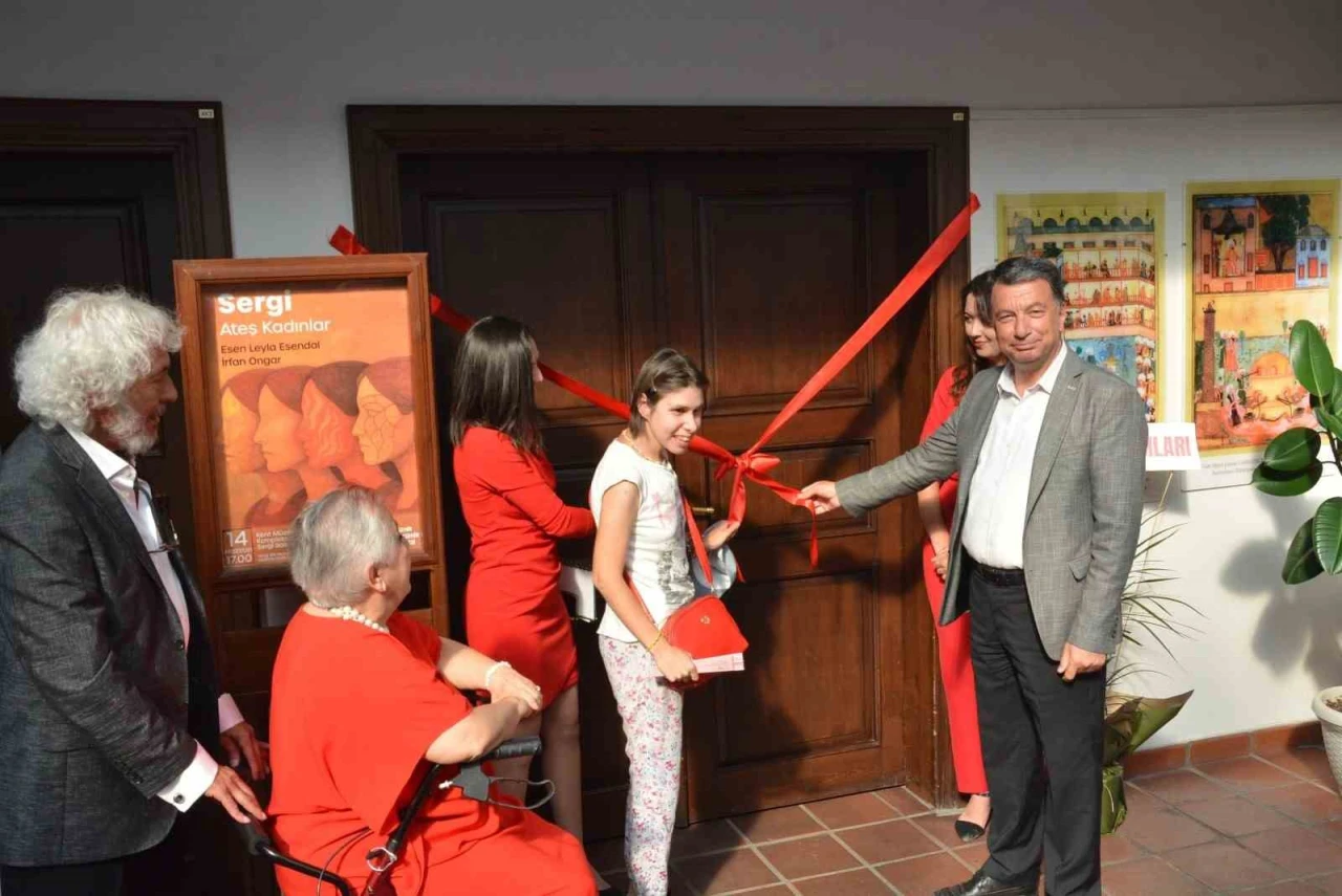‘Ateş Kadınlar’ Sergisi Kent Müzeleri Kompleksi’nde Açıldı