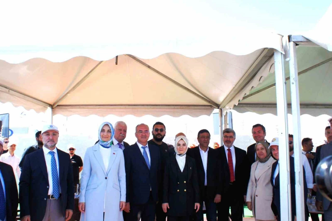 Afyon Mermeri Uluslararası Arenaya Taşınıyor: İlk Blok Fuarı Açıldı