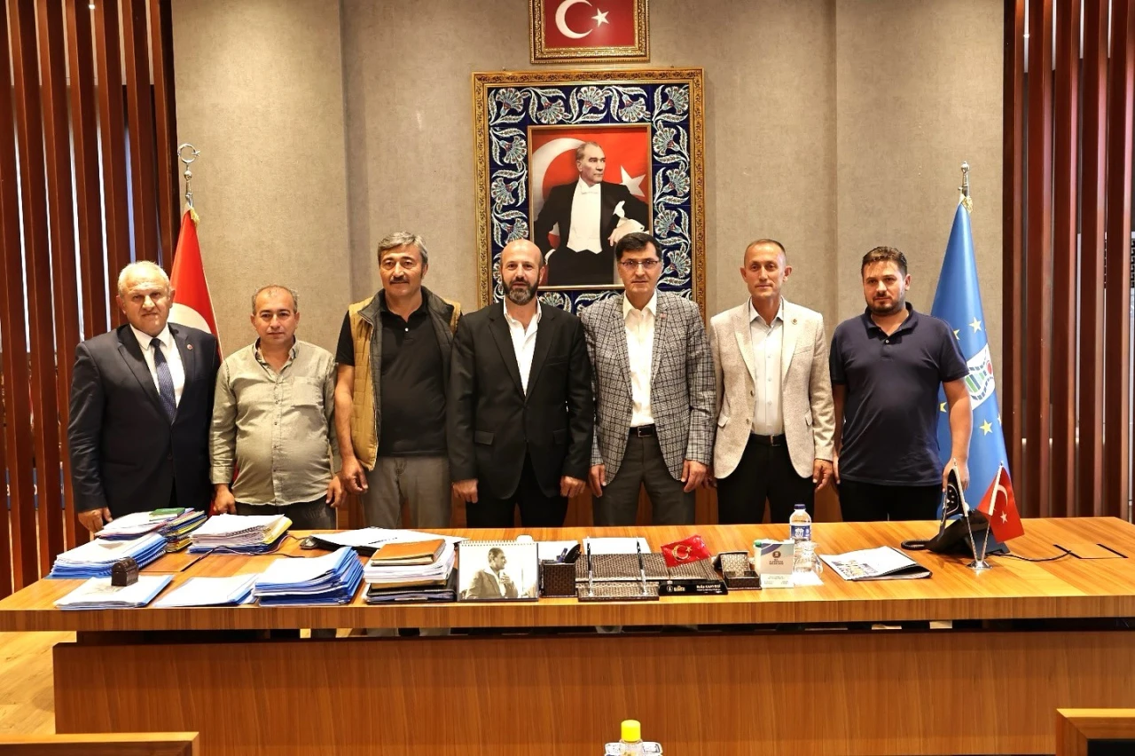 Kütahya pazarcı esnafından Başkan Kahveci’ye ziyaret