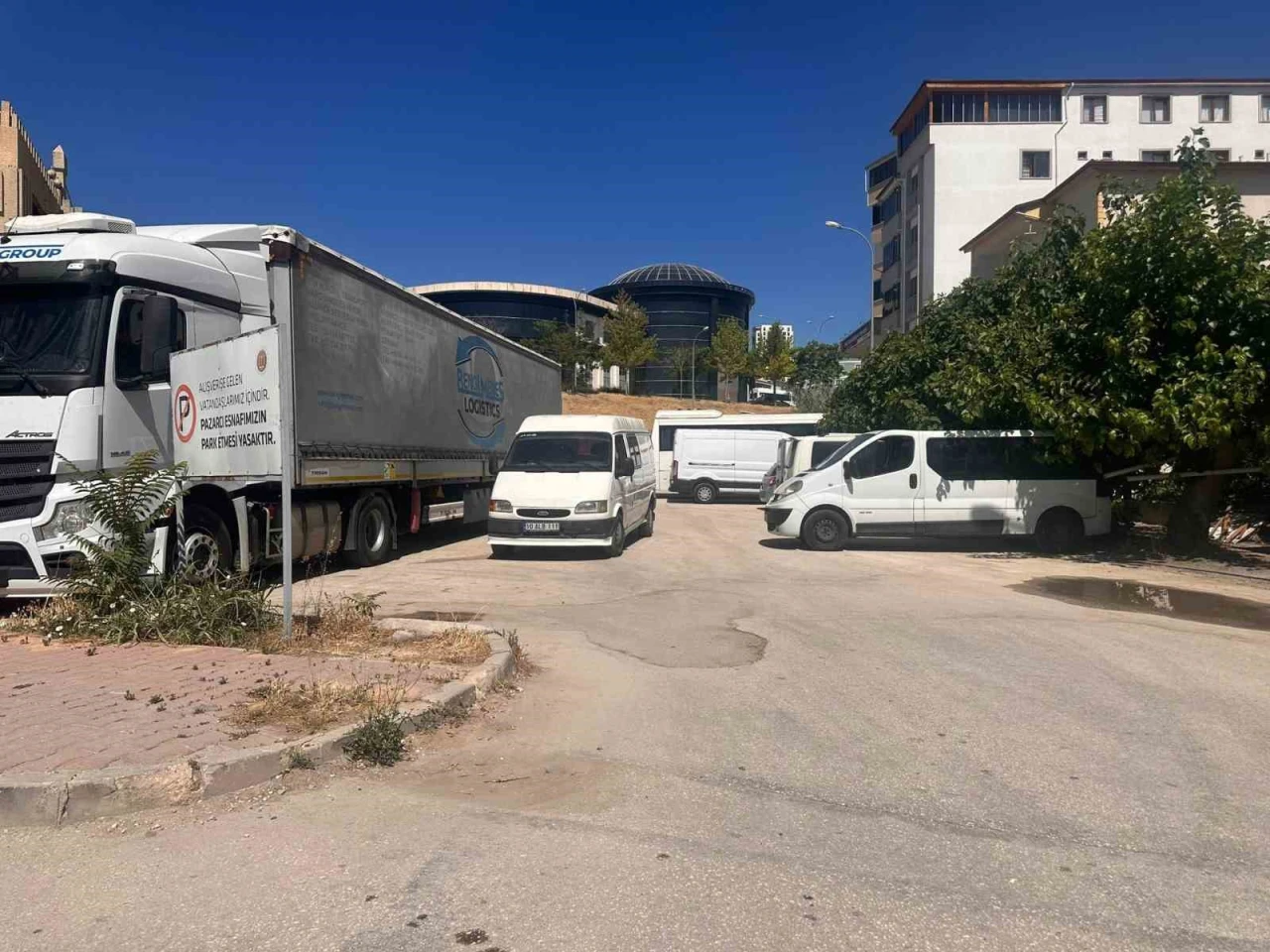 Otoparkta Duyarsızlık Krizi: Sürücüler Çileden Çıktı!