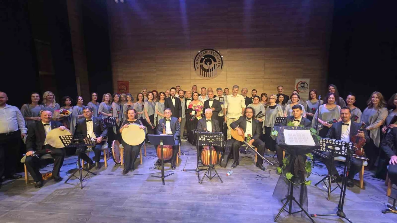 Eskişehir’de Zodyak Ezgiler Türk Müziği Konseri Sanatseverlerle Buluştu