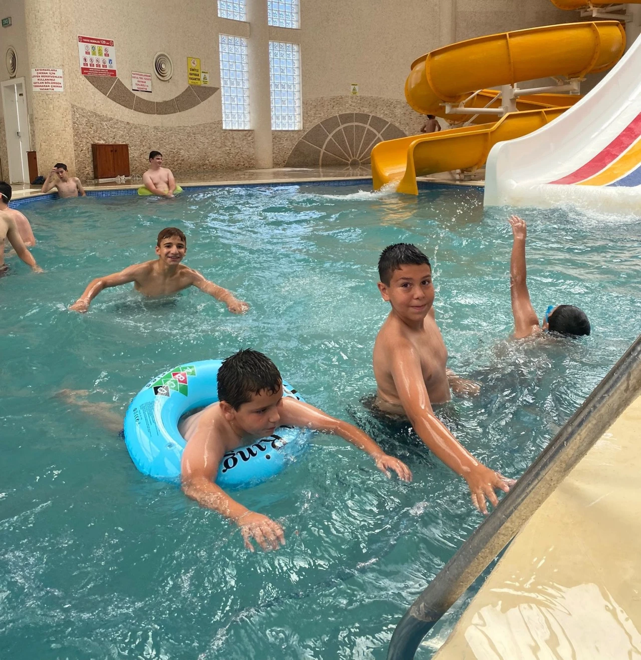 Karne Hediyesi Aquapark Oldu, Öğrenciler Doyasıya Eğlendi