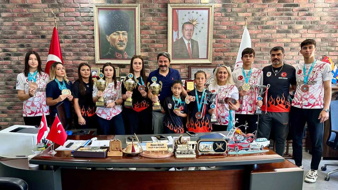 Eskişehirli Kick Boksçulardan Dünya Kupası’nda Madalya Yağmuru!