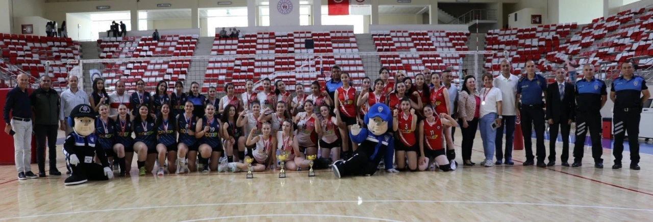 ‘Geleceğini Karartma’ projesiyle spor dolu 5 gün