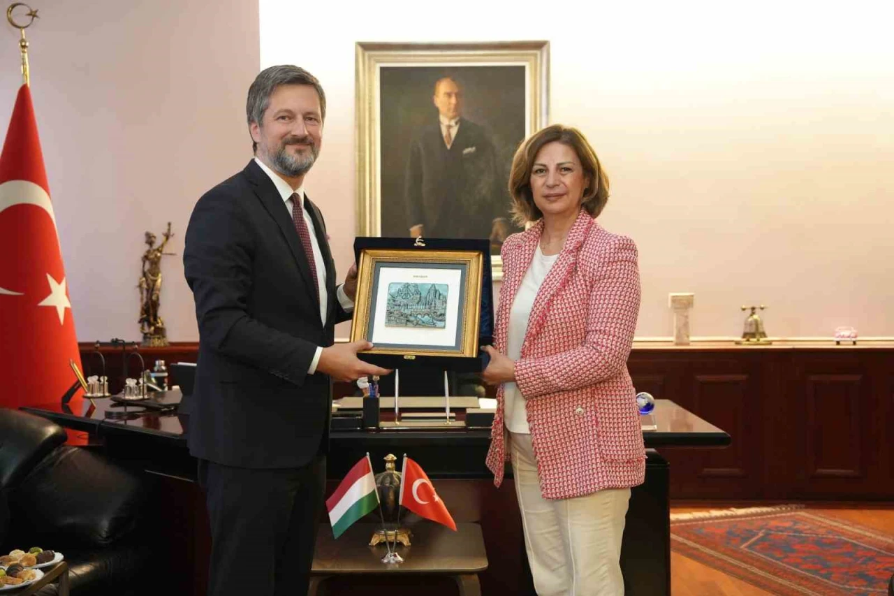 Macaristan Büyükelçisi Matis Başkan Ünlüce’yi ziyaret etti