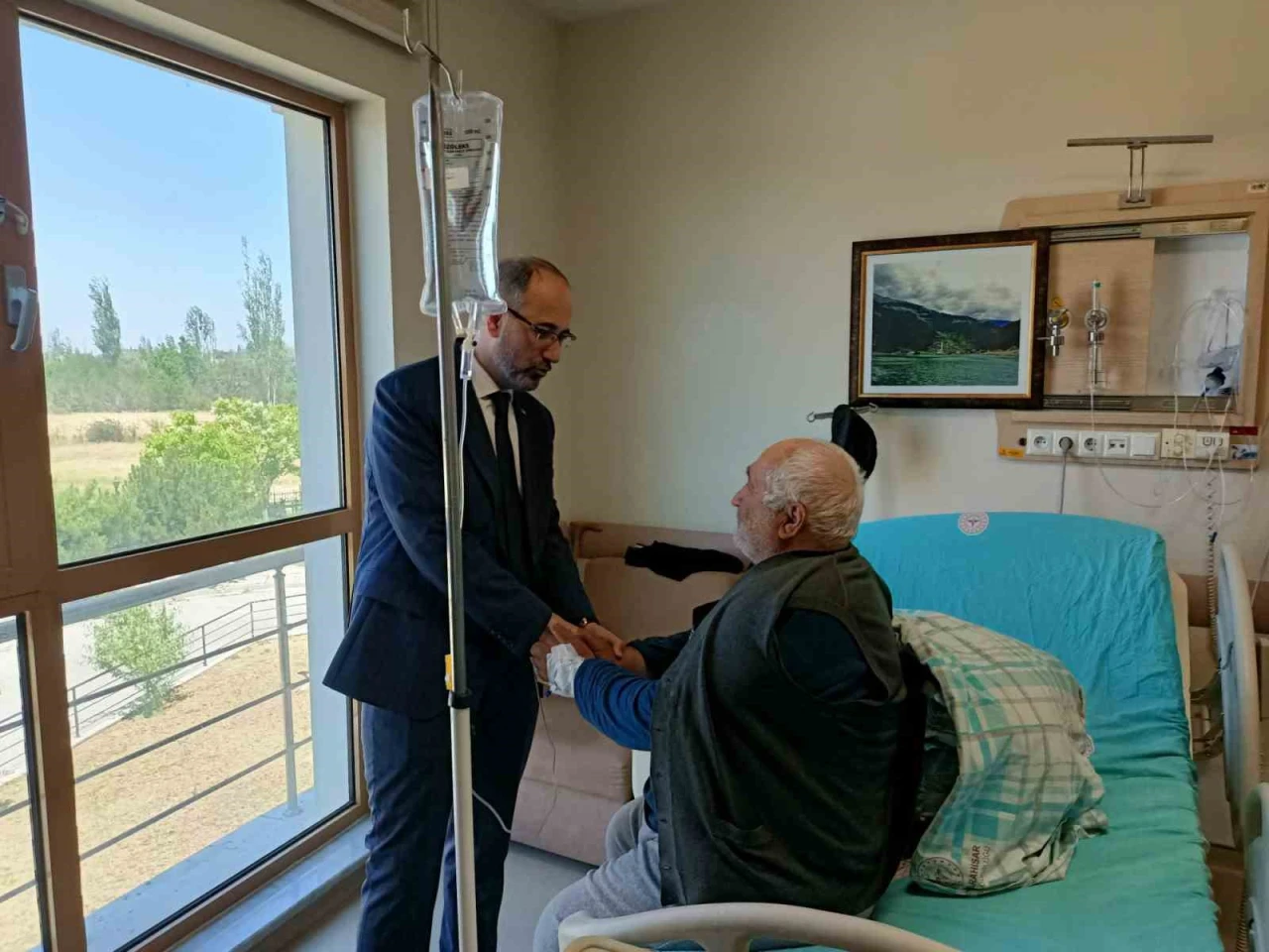 İl Sağlık Müdürü Dr. Hakkı Öztürk’ten Çay ve Sultandağı Devlet Hastanelerine ziyaret