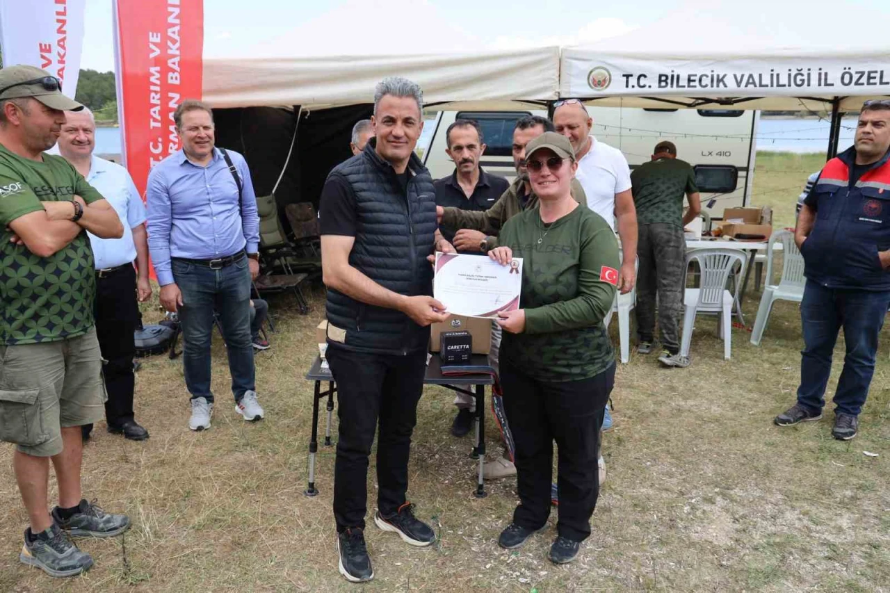 Bilecik’te Turna Balık Avı Yarışması’na yoğun ilgi