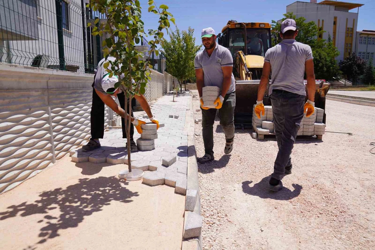 Tepebaşı Belediyesi’nden Beyazaltın Mahallesi’nde Yol Açma Çalışması