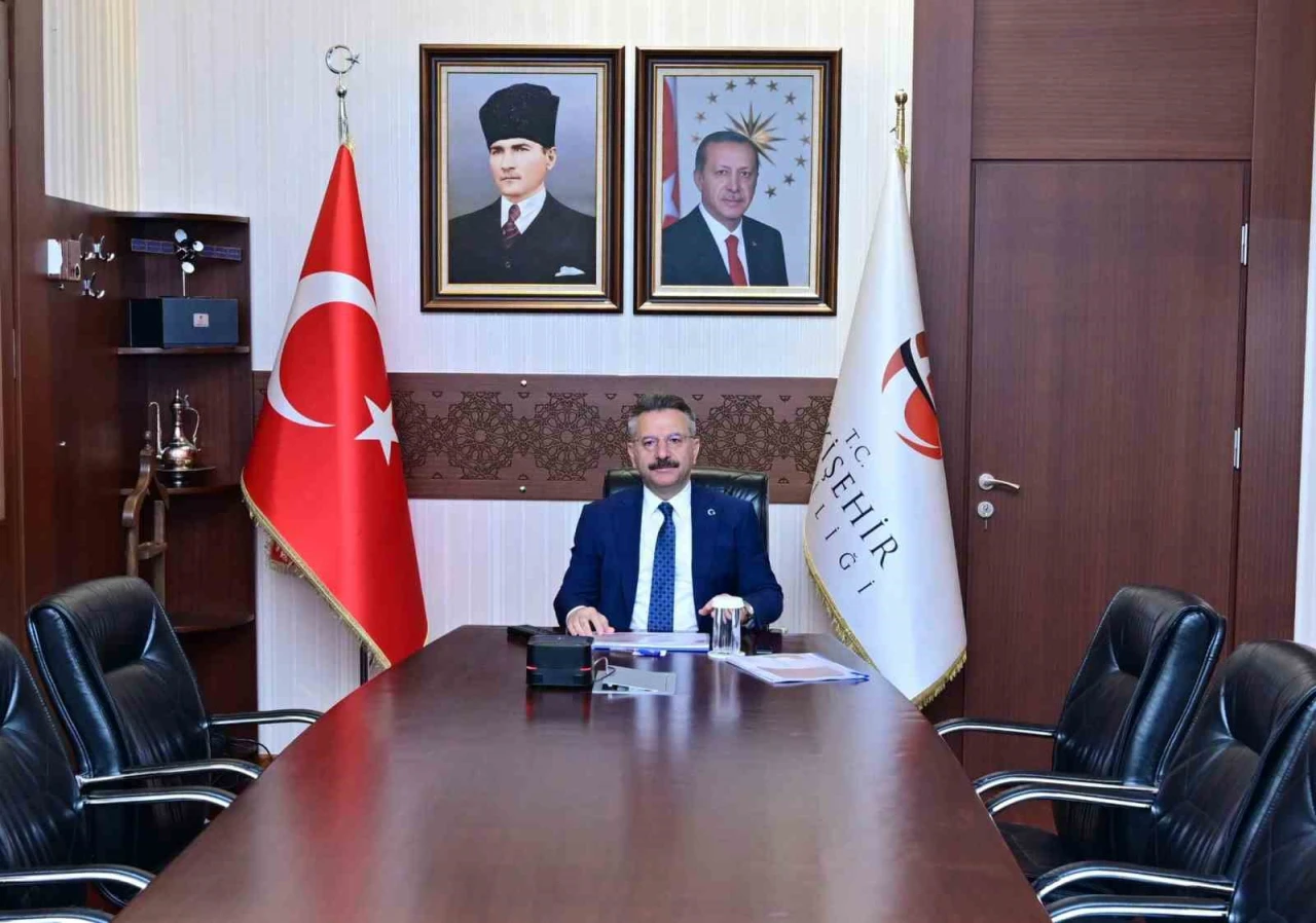 Eskişehir Valisi Göç Koordinasyonunda: Bölgesel Önlemler Değerlendirildi