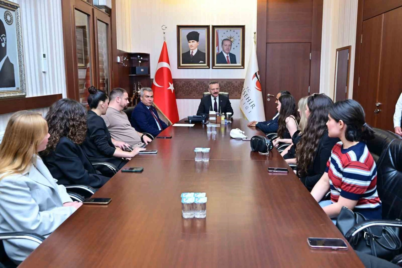 Eskişehir’de Basın Kartı Sevinci: İlk Kartlar Teslim Edildi