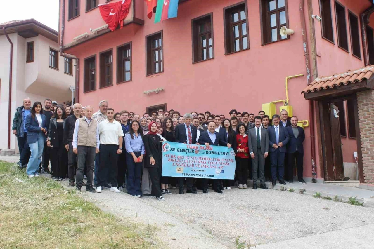 Eskişehir'de XII. Gençlik Kurultayı tamamlandı