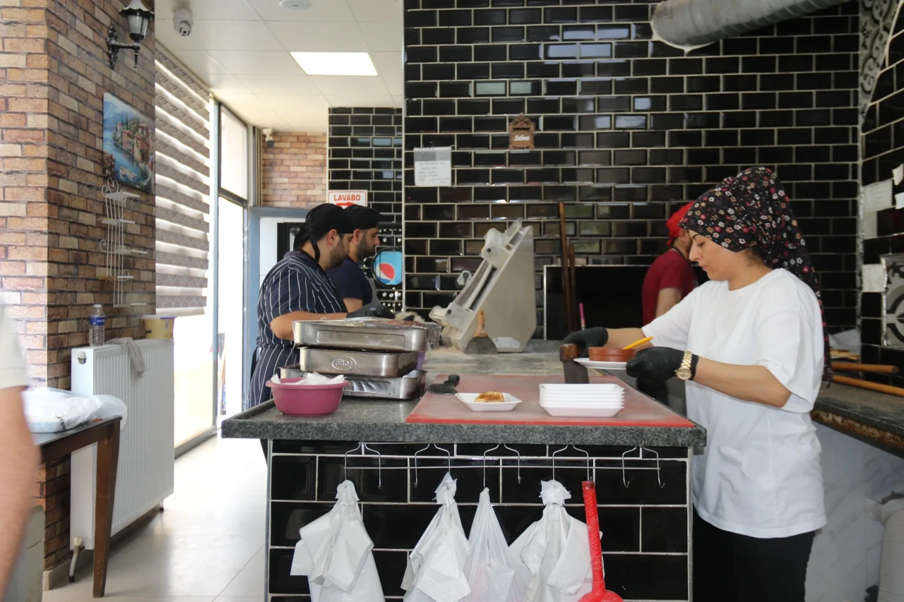 Kıymasında yüzde 1 tavuk eti çıkan pideci haberlere tepki gösterdi