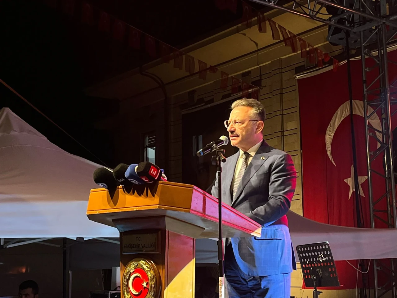 Eskişehir Valisi Hüseyin Aksoy: “15 Temmuz, Milletimizin Onur ve Şeref Günüdür”