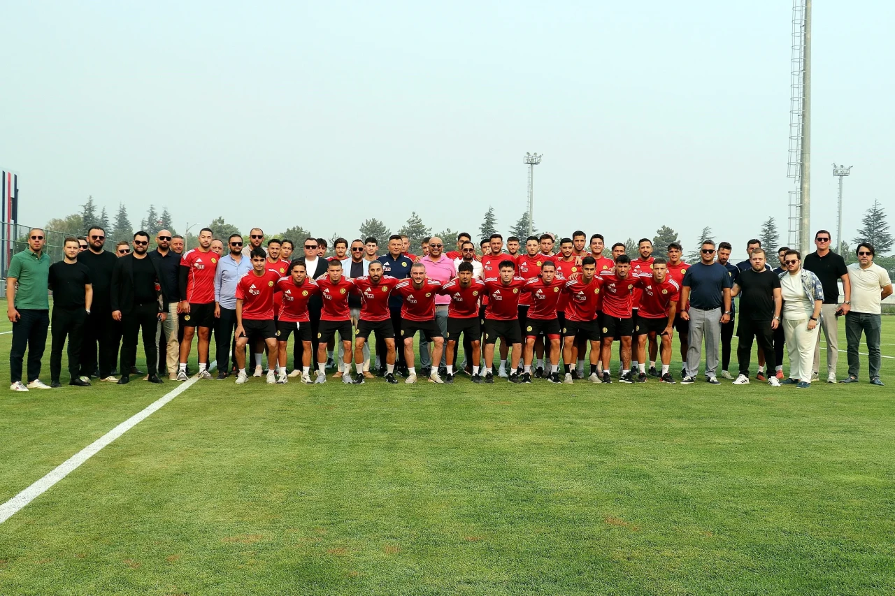 Eskişehirspor, Yeni Sezonun İlk Antrenmanını Gerçekleştirdi