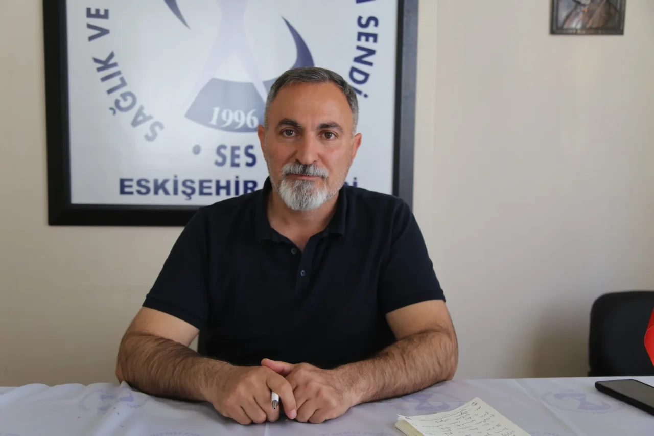 SES Eskişehir Şubesi'nden Toplu Sözleşme Öncesi Açıklama: Üniversite Hastaneleri Üvey Evlat Olamaz