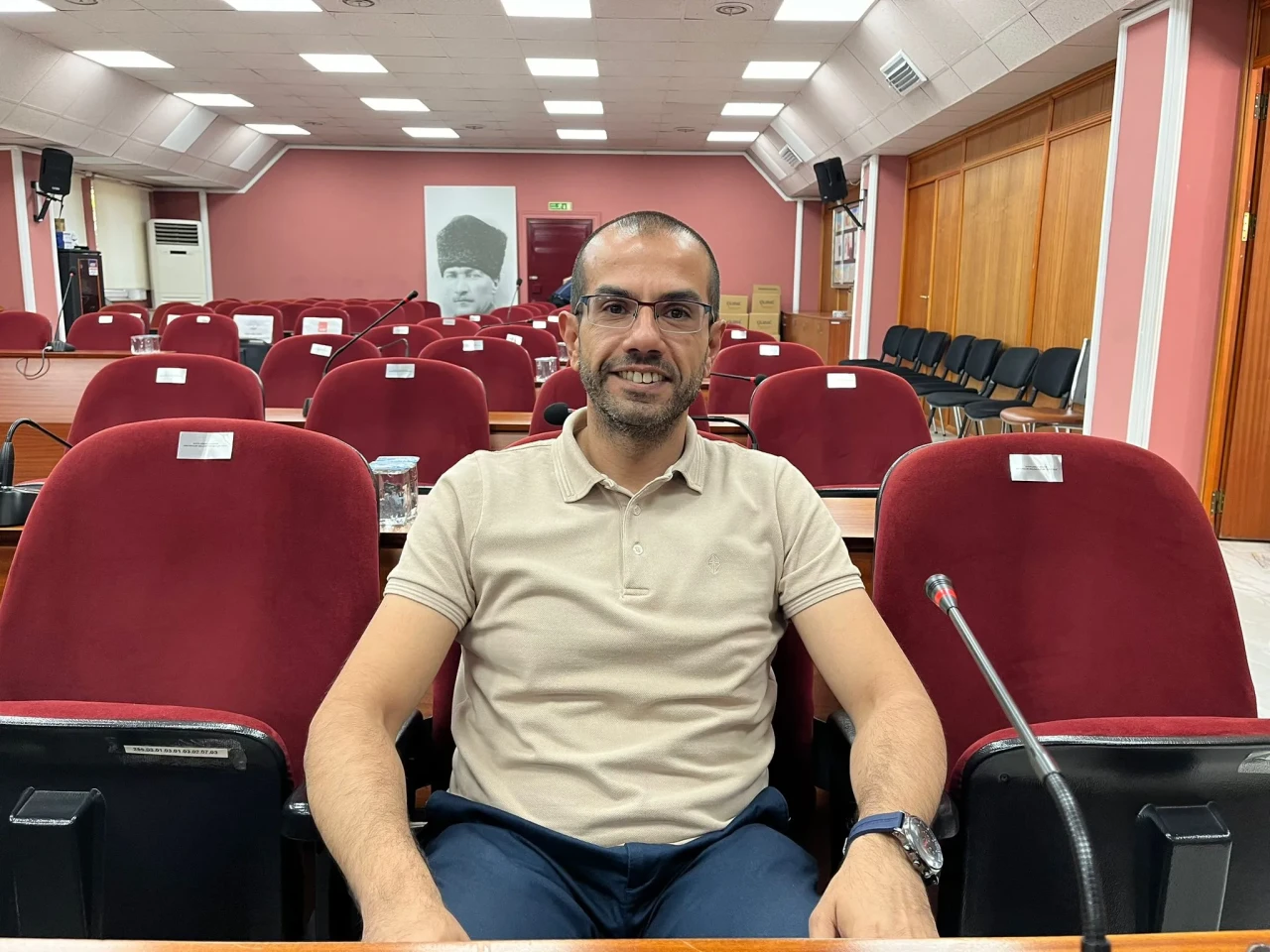 CHP’li Genç’ten Meclise Katılmayan AK Partili ve MHP’li Üyelere Tepki: “Tepkilerini Salonlarda Göstermeliydiler”