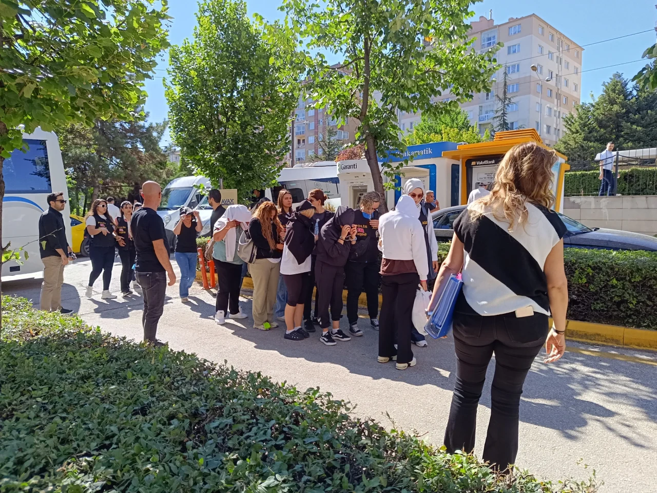 Eskişehir'de fuhuş operasyonu: 11 şüpheli tutuklandı!