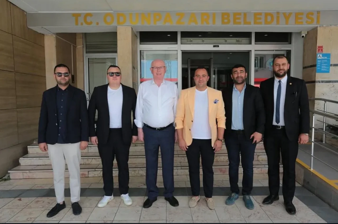 “Odunpazarı’ndan Eskişehirspor’a Tam Destek: Yeni Lig, Yeni Umutlar”
