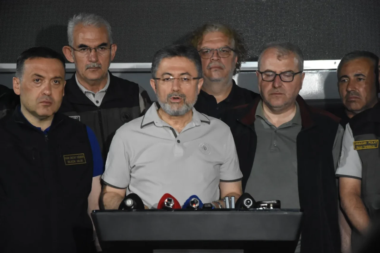 Bakan Yumaklı Koordinasyon Merkezinde İncelemelerde Bulundu