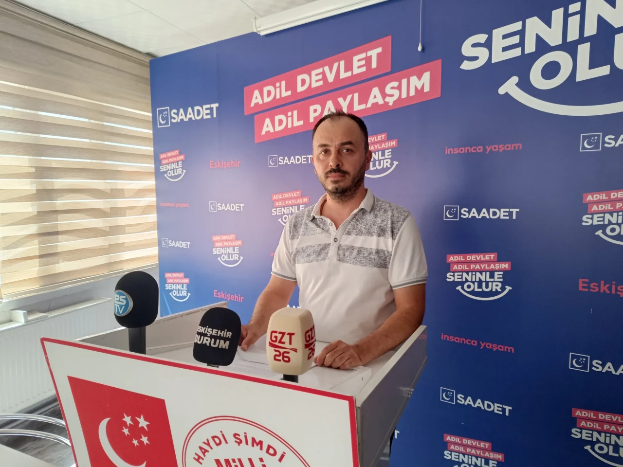 Saadet Partisi’nden sert çıkış: “Bu düzen gençleri yalnız bırakıyor, biz bırakmayacağız”