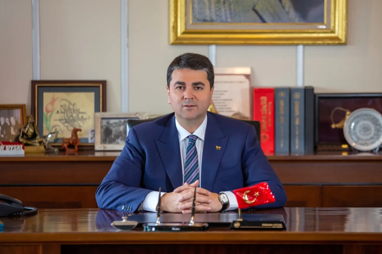 DP Genel Başkanı Gültekin Uysal’dan 15 Temmuz Mesajı: “Darbelerin Panzehiri Otorite Değil, Derin Demokrasi”