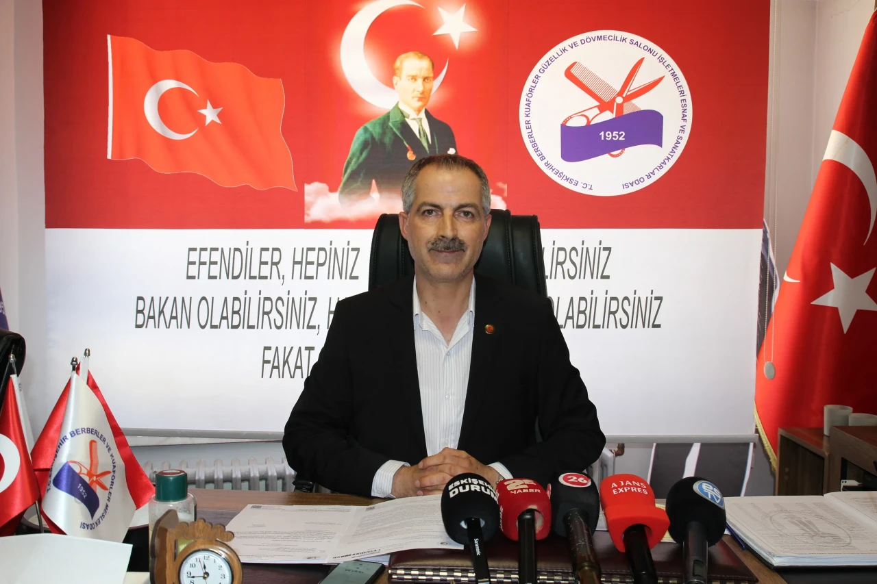 Berberler ve Kuaförler Odası Başkanı Gürdal Sarıkaya: “Namahremimize dil uzatılmasına sessiz kalamazdık”