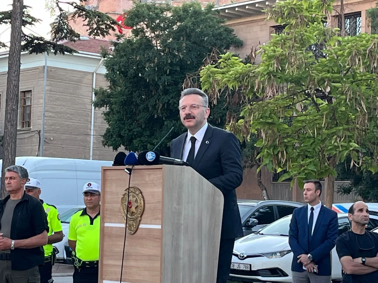 Vali Aksoy’dan Çağrı: “Kask Takın, Kurallara Uyun, Kazaları Sıfıra İndirelim”
