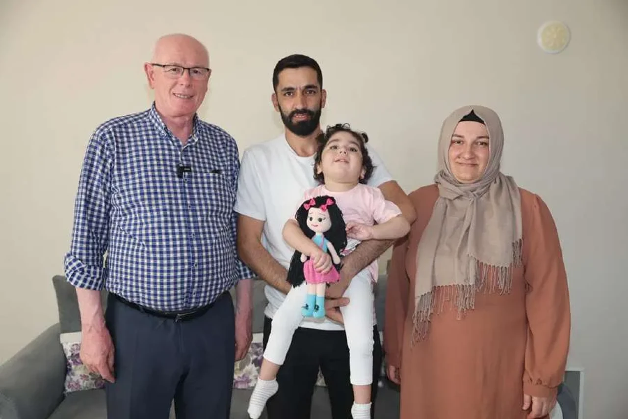 Zeynep Bebek Sağlığına Kavuştu, Başkan Kazım Kurt’tan Anlamlı Ziyaret