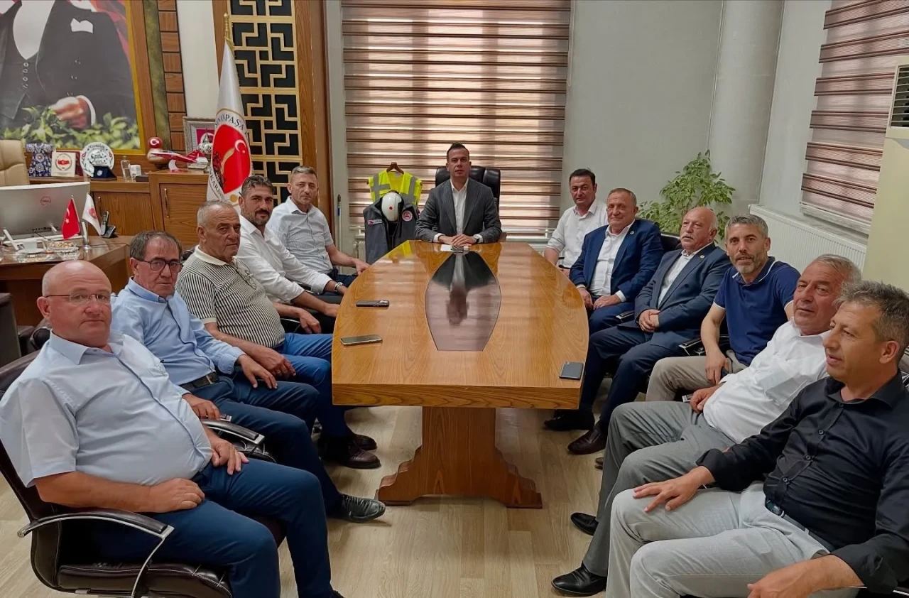 Sinanpaşa’da Yangın Riskleri ve Kamu Güvenliği Masaya Yatırıldı
