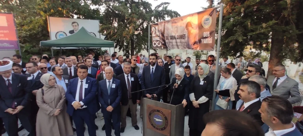 Sadık Ahmet'in Vefatının 30. Yılı