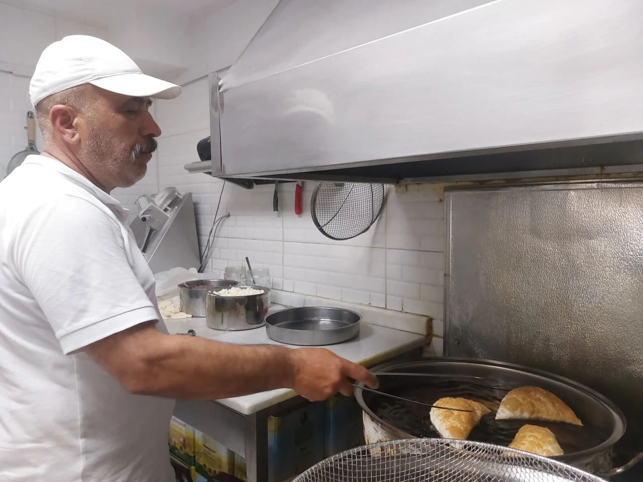 Çibörek Ustası: "Motivasyon Kaynağımız Misafirlerimizin İlgisi"