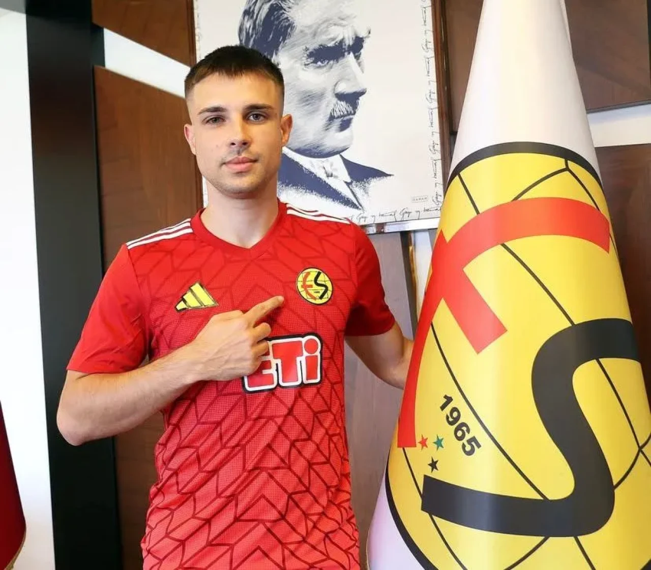 Batuhan Doğrukıran Eskişehirspor’da