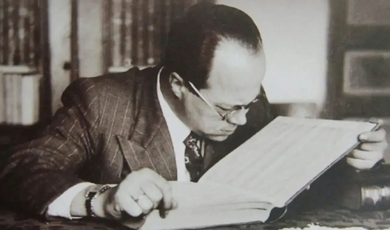 Cemil Meriç kimdir, kaç yaşında, aslen nereli, ne iş yapmıştır ve hangi eserleri kaleme almıştır?