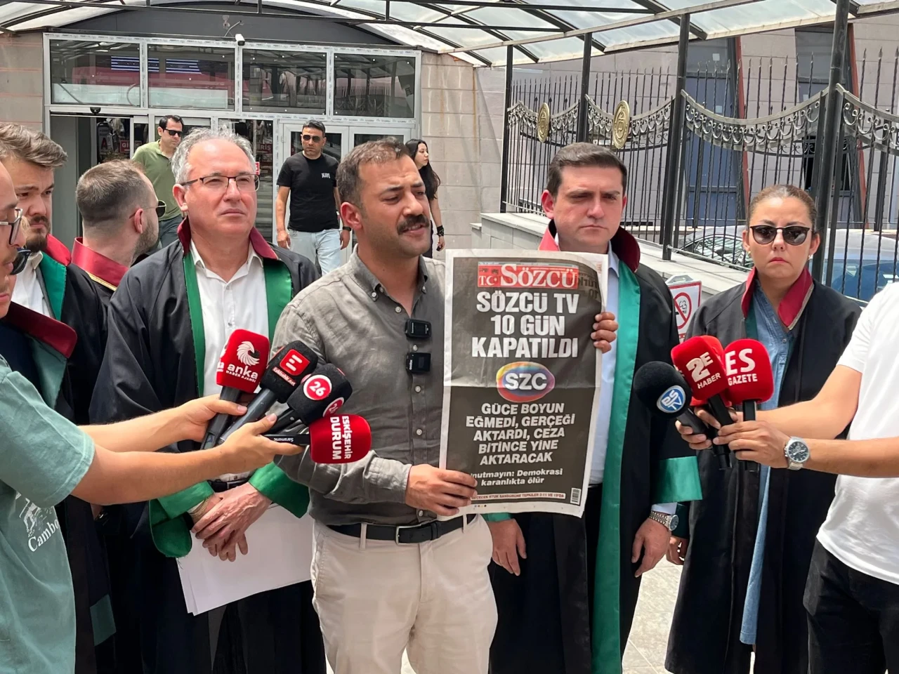 CHP, 'kanlı darbe' diyen Ahmet Hamdi Çamlı'ya suç duyurusunda bulundu