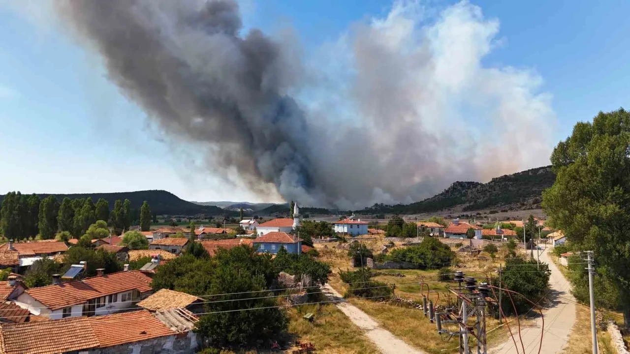 Alevlerin Sarıcaova’ya Girmesine 300 Metre Kaldı
